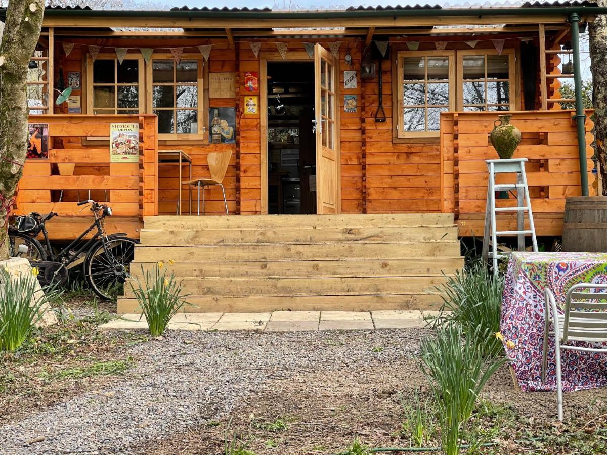 Holiday home Retro Private With Hot Tub Nr Dartmoor Newton Abbot